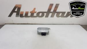 Gebruikte Start/Stop computer Ford Fiesta 6 (JA8) 1.0 EcoBoost 12V 100 Prijs € 70,00 Margeregeling aangeboden door AutoHam