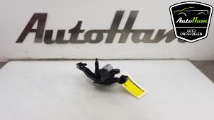 Gebruikte Ruitenwissermotor achter Opel Corsa E 1.4 Turbo 16V Prijs € 30,00 Margeregeling aangeboden door AutoHam