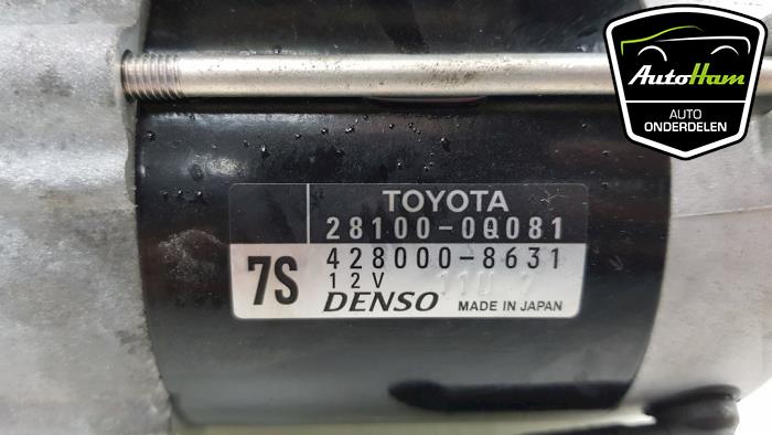 Startmotor van een Toyota Yaris III (P13) 1.0 12V VVT-i 2018