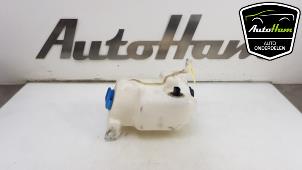 Gebruikte Ruitensproeiertank voor Seat Leon (1M1) 1.8 20V Turbo Prijs € 20,00 Margeregeling aangeboden door AutoHam