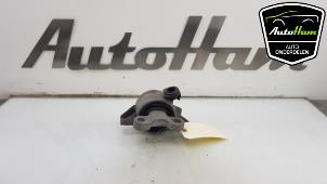 Gebruikte Motorrubber Opel Corsa D 1.6i OPC 16V Turbo Prijs € 20,00 Margeregeling aangeboden door AutoHam