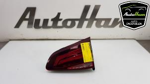 Gebruikte Achterlicht rechts Volkswagen Golf VII (AUA) 1.0 TSI 12V BlueMotion Prijs € 30,00 Margeregeling aangeboden door AutoHam