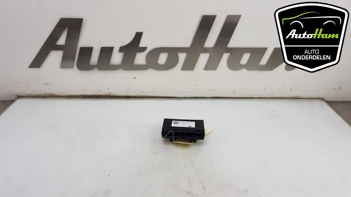 Gebruikte Computer Kachel BMW 3 serie (F30) 318d 2.0 16V Prijs € 35,00 Margeregeling aangeboden door AutoHam