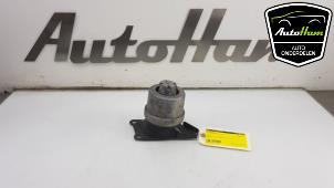 Gebruikte Motorrubber Volkswagen Transporter T6 2.0 TDI 204 Prijs € 30,00 Margeregeling aangeboden door AutoHam