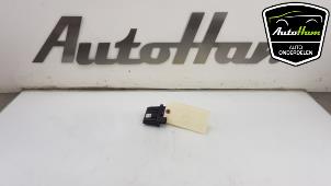 Gebruikte Adblue Computer Audi Q2 (GAB/GAG) 1.6 30 TDI 16V Prijs € 35,00 Margeregeling aangeboden door AutoHam