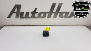 Gebruikte Sensor ACC (afstand) Volkswagen Up! (121) 1.0 12V 60 Prijs € 25,00 Margeregeling aangeboden door AutoHam