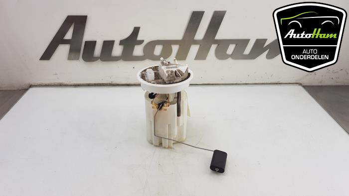 Gebruikte Tank element Pomp Ford Fiesta 7 1.1 Ti-VCT 12V 85 Prijs € 50,00 Margeregeling aangeboden door AutoHam
