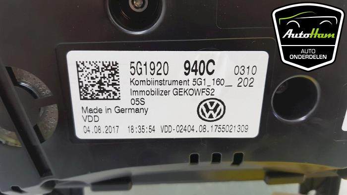 Instrumentenpaneel van een Volkswagen Golf VII Variant (AUVV) 1.0 TSI 12V BlueMotion Technology 2018