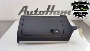 Gebruikte Dashboardkastje Volkswagen Scirocco (137/13AD) 1.4 TSI 160 16V Prijs € 30,00 Margeregeling aangeboden door AutoHam