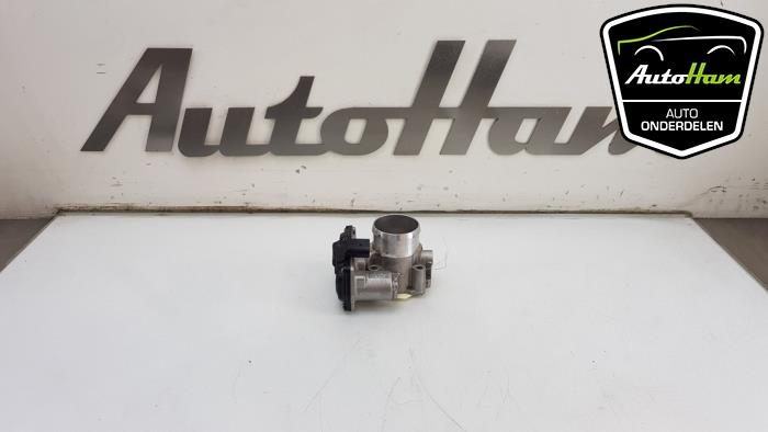 Gebruikte Gasklephuis Ford Kuga II (DM2) 1.5 EcoBoost 16V 182 4x4 Prijs € 40,00 Margeregeling aangeboden door AutoHam