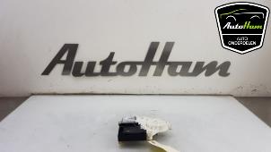 Gebruikte Motor electrisch raam Volkswagen Jetta IV (162/16A) 2.0 TDI 16V Prijs € 35,00 Margeregeling aangeboden door AutoHam