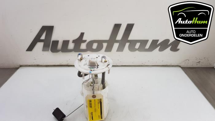 Gebruikte Tank element Pomp Dacia Dokker (0S) 1.5 dCi 75 Prijs € 20,00 Margeregeling aangeboden door AutoHam