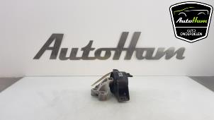 Gebruikte Versnellingsbak Steun Opel Mokka/Mokka X 1.6 16V EcoFlex 4x2 Prijs € 20,00 Margeregeling aangeboden door AutoHam