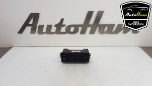 Gebruikte Chaufage Bedieningspaneel Porsche Boxster (986) 2.5 24V Prijs € 175,00 Margeregeling aangeboden door AutoHam