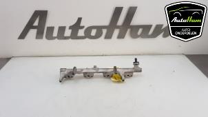 Gebruikte Injector brug Mini Clubman (F54) 2.0 Cooper S 16V Prijs € 100,00 Margeregeling aangeboden door AutoHam