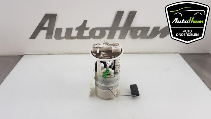 Gebruikte Tank element Pomp Renault Twingo II (CN) 1.2 16V Prijs € 20,00 Margeregeling aangeboden door AutoHam