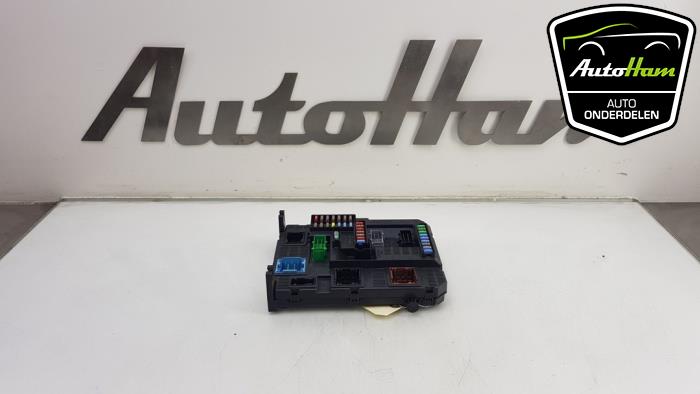 Gebruikte Computer Body Control Peugeot 308 (L3/L8/LB/LH/LP) 1.6 BlueHDi 120 Prijs € 35,00 Margeregeling aangeboden door AutoHam