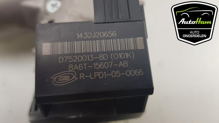 Sleutel+Contactslot van een Ford B-Max (JK8) 1.0 EcoBoost 12V 100 Van 2012