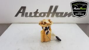 Gebruikte Brandstofpomp Elektrisch Renault Clio IV Estate/Grandtour (7R) 1.5 Energy dCi 90 FAP Prijs € 35,00 Margeregeling aangeboden door AutoHam