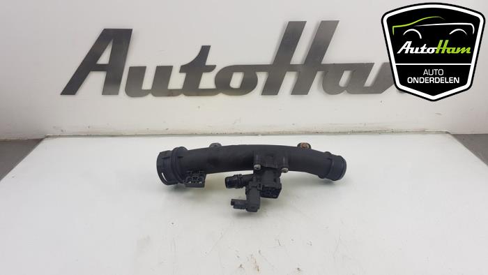 Gebruikte Intercooler Buis Opel Crossland (X) 1.2 Turbo 12V Euro 6 Prijs € 15,00 Margeregeling aangeboden door AutoHam