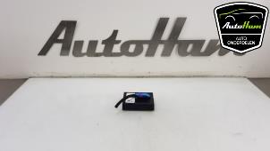 Gebruikte Module keyless vehicle Audi A3 Sportback (8VA/8VF) 1.4 TFSI 16V e-tron Prijs € 50,00 Margeregeling aangeboden door AutoHam