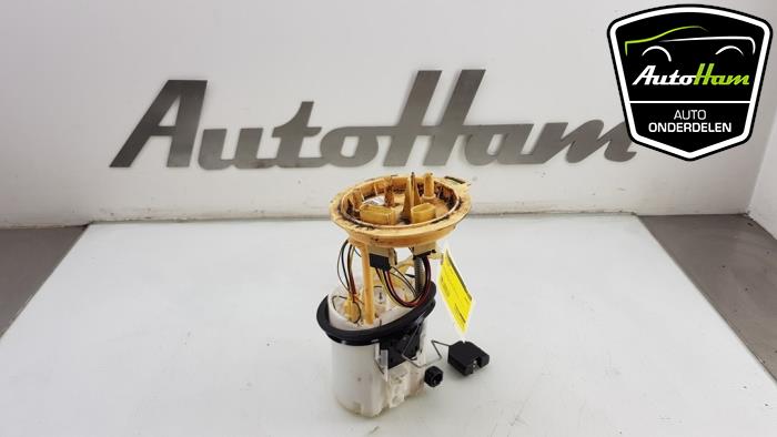 Gebruikte Tank element Pomp Volkswagen Tiguan (AD1) 2.0 TDI 16V BlueMotion Techn.SCR 4Motion Prijs € 95,00 Margeregeling aangeboden door AutoHam