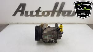 Gebruikte Pomp Airco Renault Clio III (BR/CR) 1.6 16V Prijs € 60,00 Margeregeling aangeboden door AutoHam