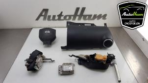 Gebruikte Module + Airbag Set Nissan Note (E11) 1.6 16V Prijs op aanvraag aangeboden door AutoHam