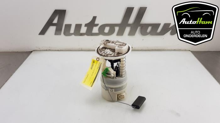 Gebruikte Tank element Pomp Renault Twingo II (CN) 1.2 16V Prijs € 20,00 Margeregeling aangeboden door AutoHam