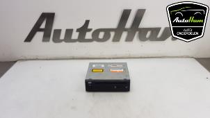 Gebruikte DVD Speler Landrover Range Rover Sport (LS) 2.7 TDV6 24V Prijs € 300,00 Margeregeling aangeboden door AutoHam