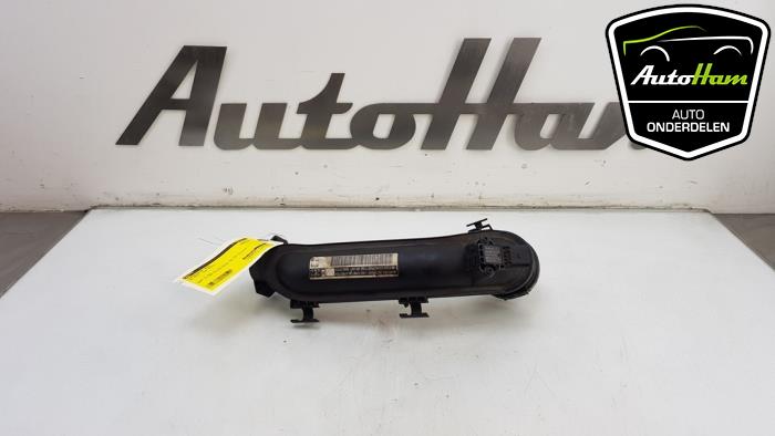 Intercooler Buis van een Volkswagen Polo V (6R) 1.2 TSI 2010