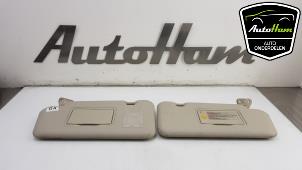 Gebruikte Zonneklep Nissan Note (E11) 1.6 16V Prijs € 25,00 Margeregeling aangeboden door AutoHam