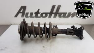 Gebruikte Schokdemper rechts-voor Mercedes E Estate (S212) E-200 CDI 16V BlueEfficiency,BlueTEC Prijs € 50,00 Margeregeling aangeboden door AutoHam