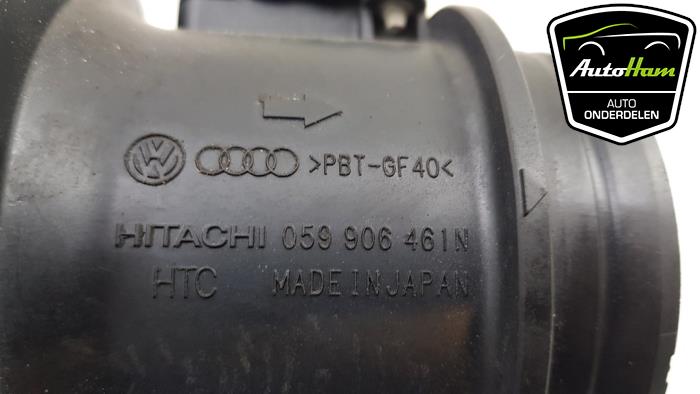Luchthoeveelheidsmeter van een Audi A6 Quattro (C6) 2.7 TDI V6 24V 2009