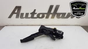 Gebruikte Gaspedaal Mercedes B (W245) 2.0 B-200 16V Prijs € 30,00 Margeregeling aangeboden door AutoHam