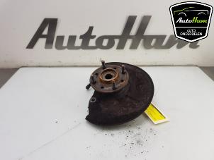 Gebruikte Fusee links-voor Volvo V40 (VW) 1.8 16V Prijs € 50,00 Margeregeling aangeboden door AutoHam