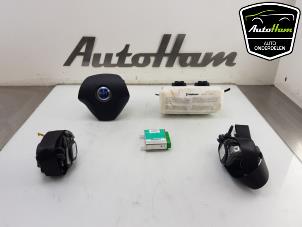 Gebruikte Airbag Set + Module Fiat Grande Punto (199) 1.4 16V Prijs op aanvraag aangeboden door AutoHam