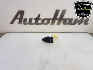 Gebruikte Display Interieur Toyota Auris Touring Sports (E18) 1.8 16V Hybrid Prijs € 25,00 Margeregeling aangeboden door AutoHam