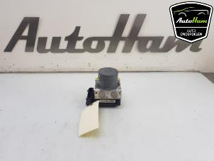 Gebruikte ABS Pomp Renault Scénic II (JM) 1.6 16V Prijs € 30,00 Margeregeling aangeboden door AutoHam