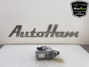Gebruikte Startmotor Volkswagen Golf VIII (CD1) 1.5 eTSI 16V Prijs € 30,00 Margeregeling aangeboden door AutoHam