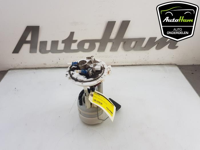 Gebruikte Tank element Pomp Nissan Micra (K13) 1.2 12V Prijs € 45,00 Margeregeling aangeboden door AutoHam