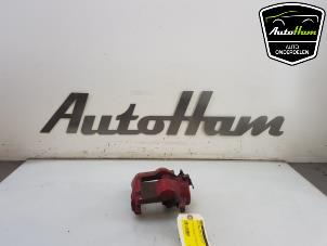 Gebruikte Remklauw (Tang) rechts-voor Alfa Romeo MiTo (955) 1.3 JTDm 16V Eco Prijs € 50,00 Margeregeling aangeboden door AutoHam