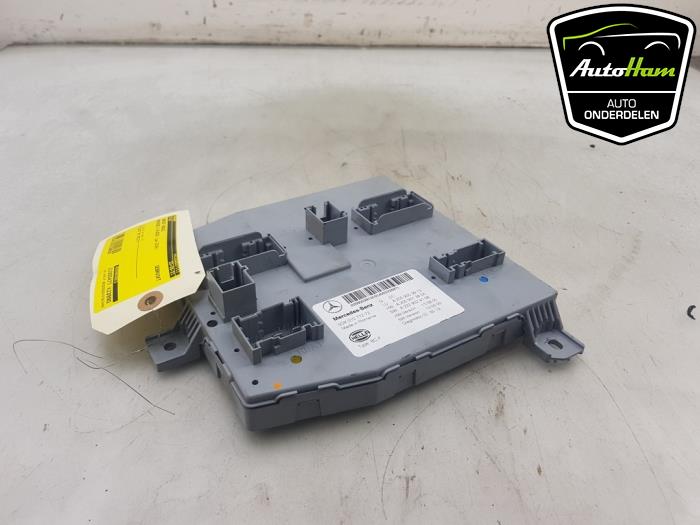 Gebruikte Comfort Module Mercedes C (W205) C-220 2.2 CDI BlueTEC, C-220 d 16V Prijs € 40,00 Margeregeling aangeboden door AutoHam