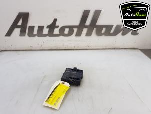 Gebruikte Module Centrale Deurvergrendeling Mercedes C Estate (S204) 2.2 C-200 CDI 16V BlueEFFICIENCY Prijs € 30,00 Margeregeling aangeboden door AutoHam