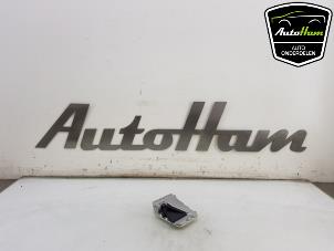 Gebruikte Camera voorzijde Mercedes C Estate (S205) C-350 e 2.0 16V Prijs € 95,00 Margeregeling aangeboden door AutoHam