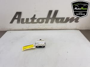 Gebruikte Module Centrale Deurvergrendeling Mercedes C Estate (S205) C-350 e 2.0 16V Prijs € 25,00 Margeregeling aangeboden door AutoHam