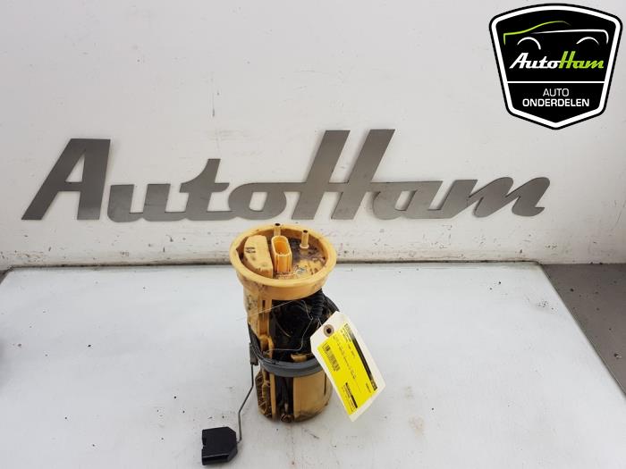 Gebruikte Tank element Pomp Volkswagen Transporter/Caravelle T5 2.5 TDi PF Prijs € 30,00 Margeregeling aangeboden door AutoHam