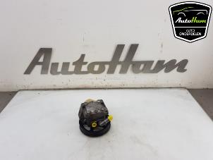 Gebruikte Pomp Servo Jaguar X-type 2.1 V6 24V Prijs € 45,00 Margeregeling aangeboden door AutoHam