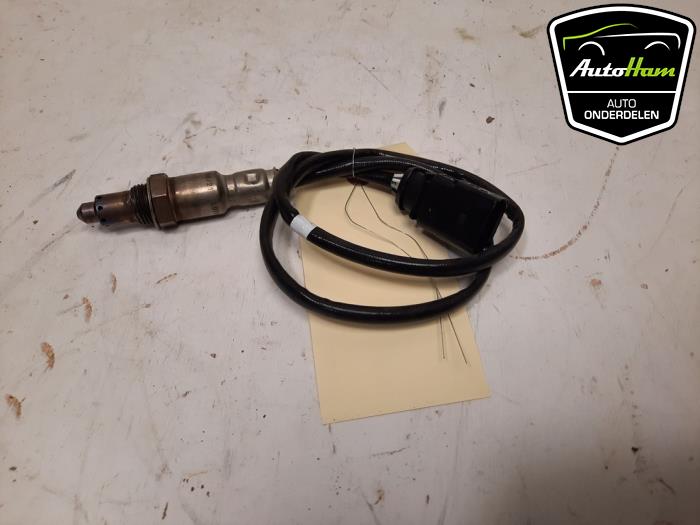 Lambda Sonde van een Skoda Fabia III Combi (NJ5) 1.0 TSI 12V 2021