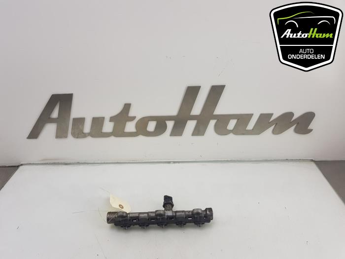 Gebruikte Injector brug Renault Master III (FV) 2.3 dCi 125 16V FWD Prijs € 50,00 Margeregeling aangeboden door AutoHam